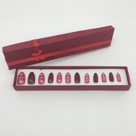 Red Marble Press-On Nails - Picture 2 of 5